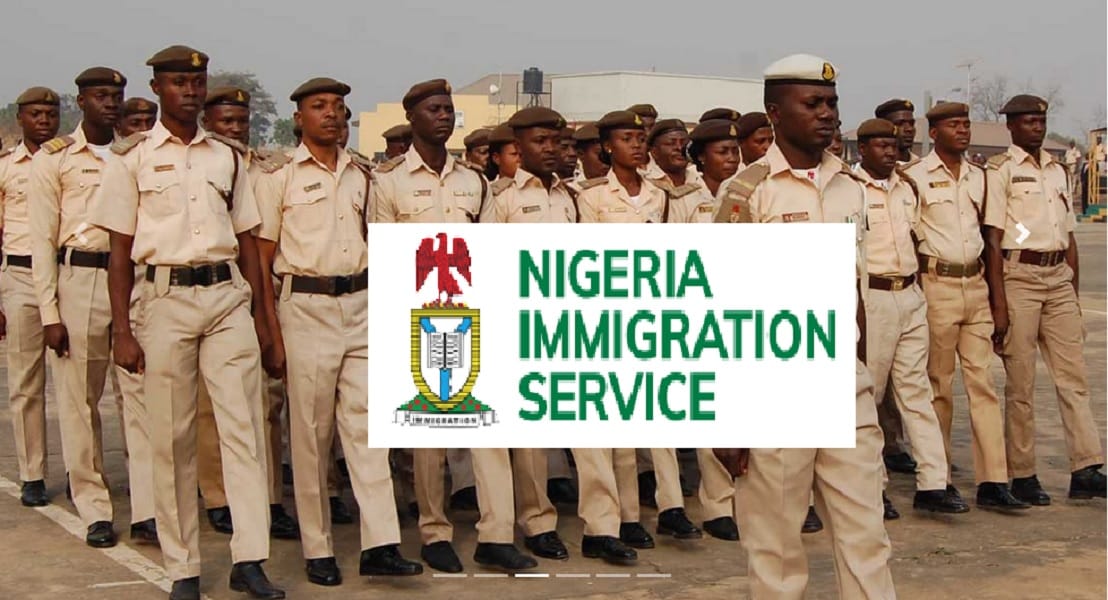 Immigration Promotes 7,000 Officers NIS