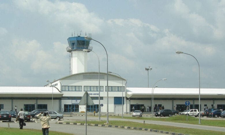 Buhari Under Fire Over Osubi Airport