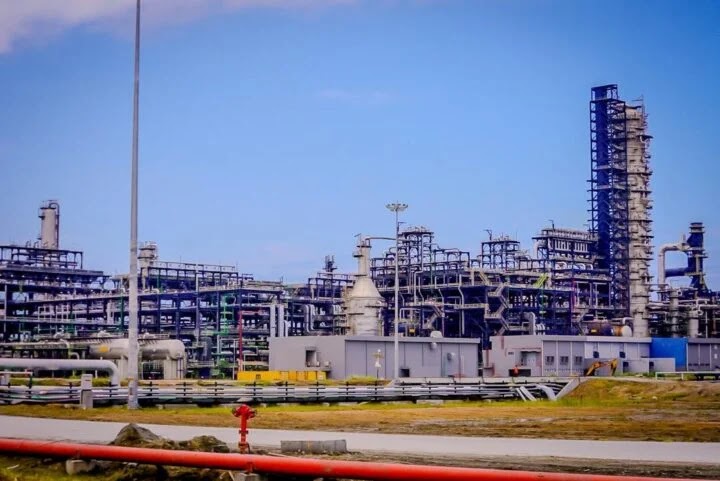 Dangote Refinery Reduces PMS Price ‘To Thank Nigerians’