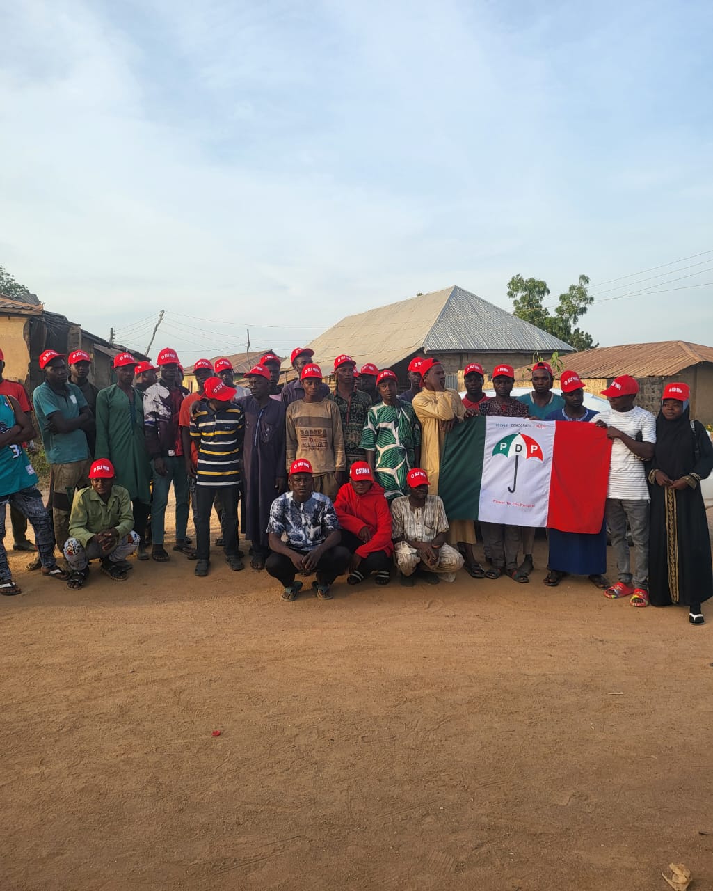 Mass Exodus Hits Kwara APC As Scores Defect To PDP In Kaiama